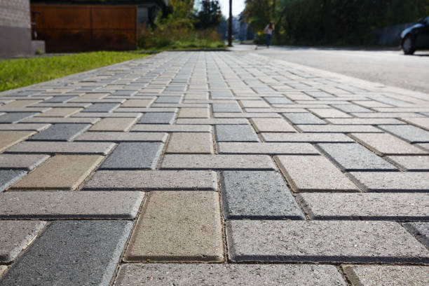 Best Professional Driveway Pavers  in Kalispell, MT